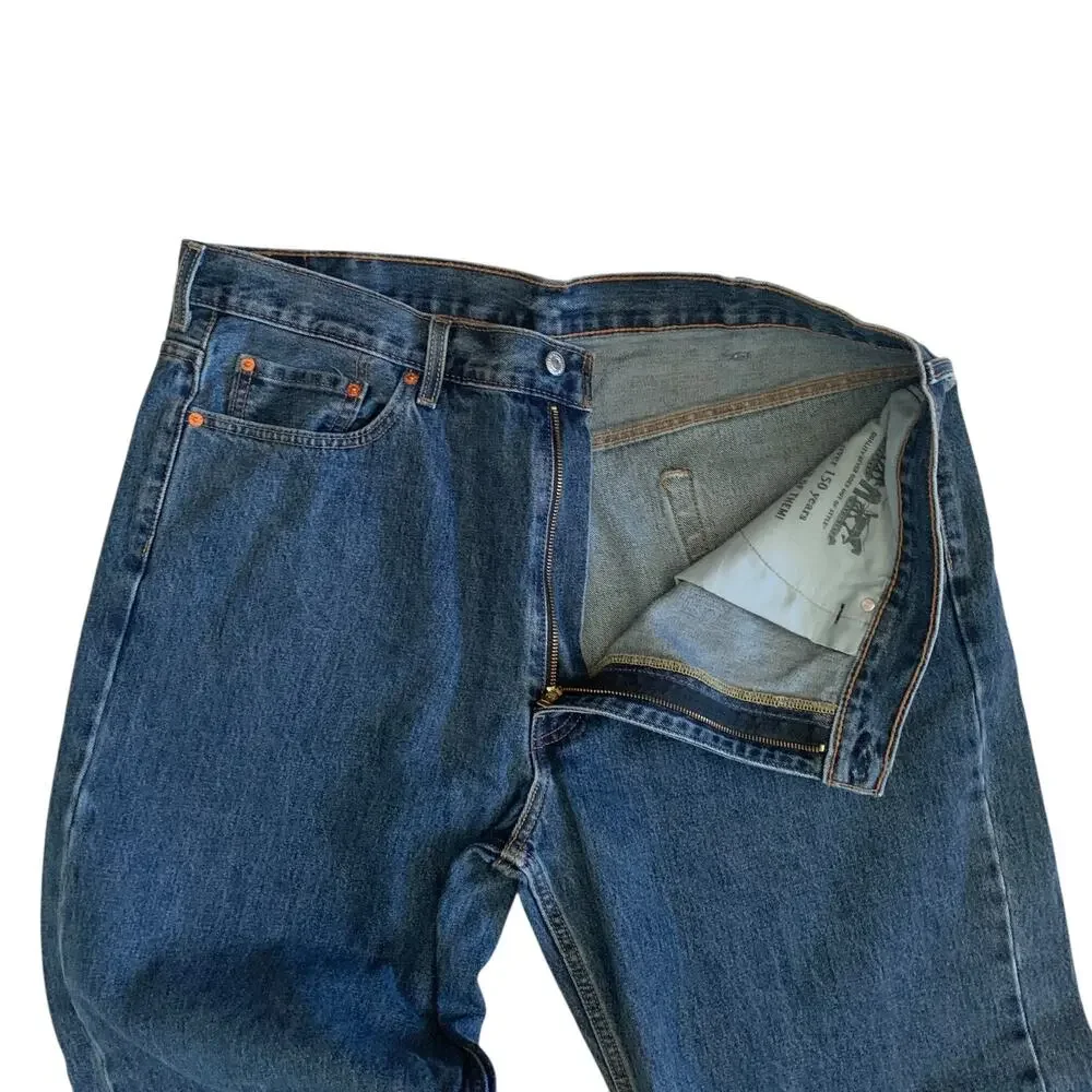 Levi's 550 Men's Size 44x30 Relaxed Fit Tapered Non-Stretch Denim Jeans
